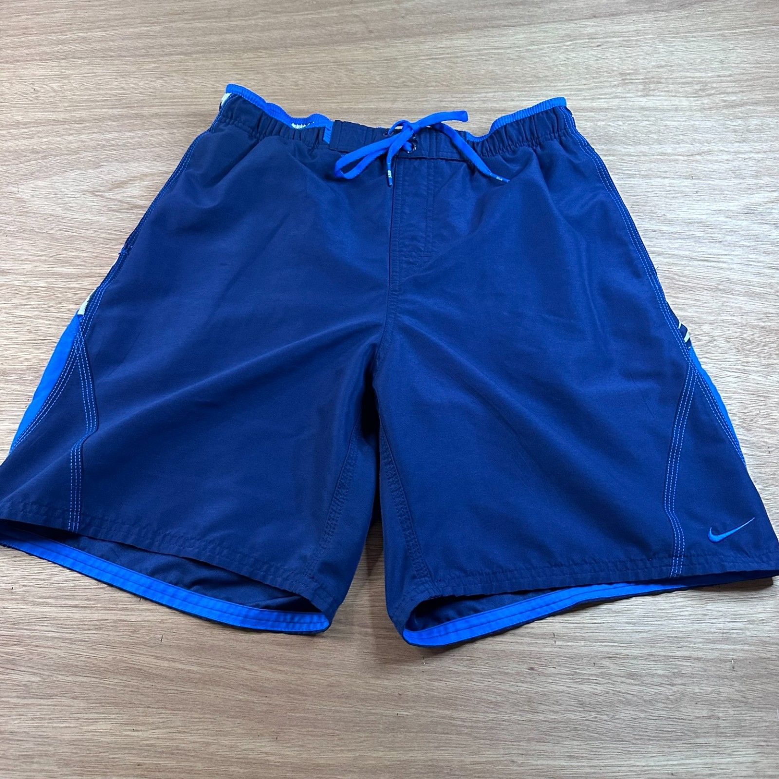 Nike Men's Swim Trunks Board Shorts Blue Tropical Lined Size Medium